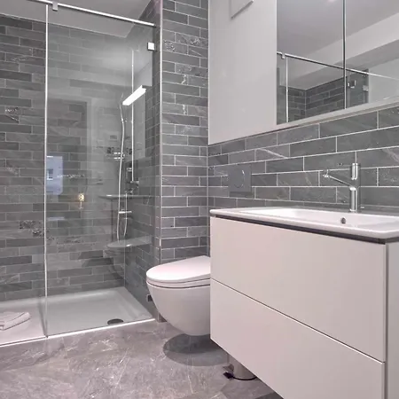 Jungfraucenter Baellenhoechst - Griwa Rent Ag Interlaken