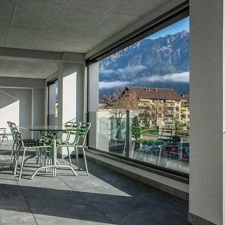 Jungfraucenter Baellenhoechst - Griwa Rent Ag *