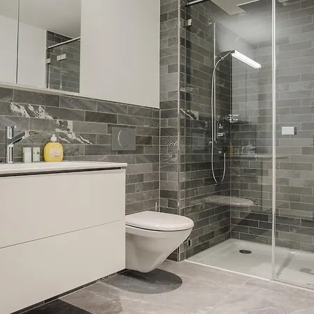 Jungfraucenter Baellenhoechst - Griwa Rent Ag